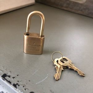 Louis Vuitton lock and key